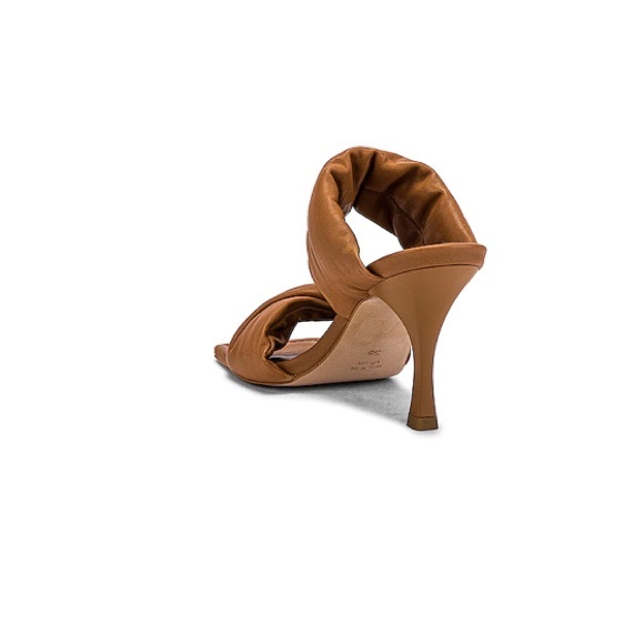 🔥HP🔥 𝗡𝗜𝗕 𝗔𝗟𝗢𝗛𝗔𝗦 • Twist Strap Mule - Picture 13 of 16